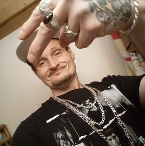 Meet your Posher, Grayson